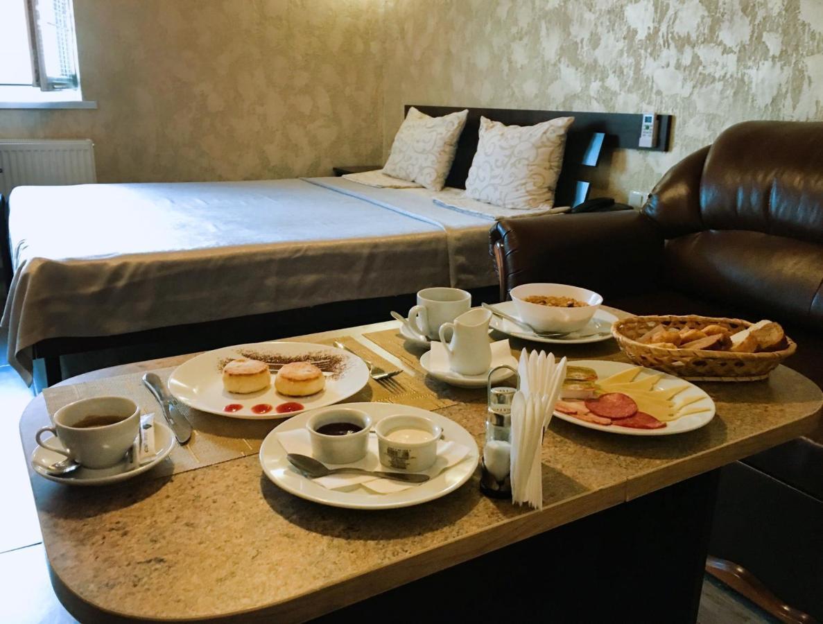 Hotel Fortuna Lviv Ngoại thất bức ảnh