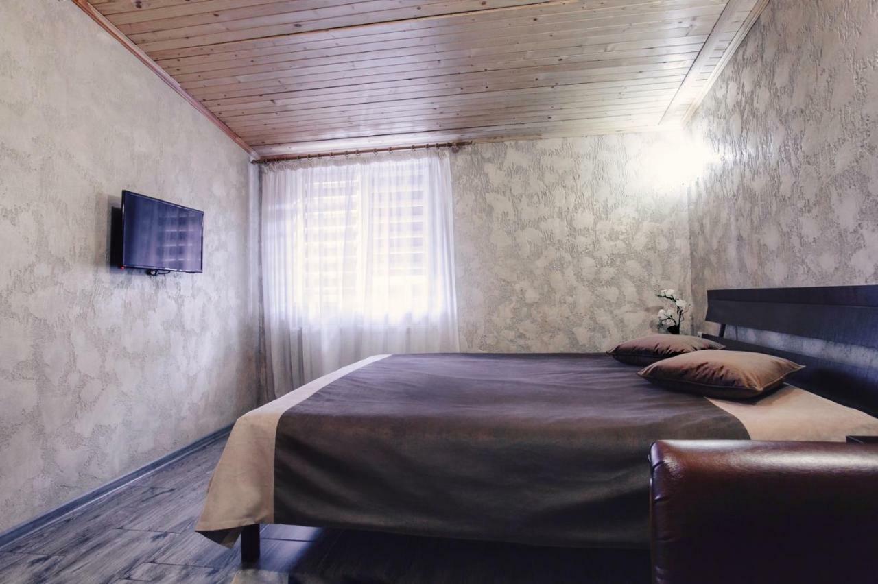 Hotel Fortuna Lviv Ngoại thất bức ảnh
