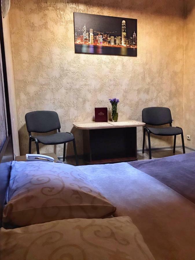 Hotel Fortuna Lviv Ngoại thất bức ảnh